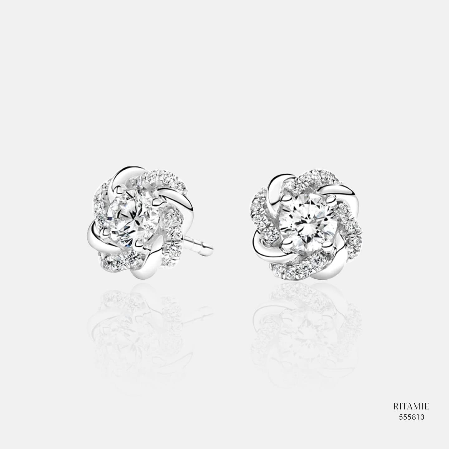 Floral Halo Lab-Grown Diamond Studs 555813