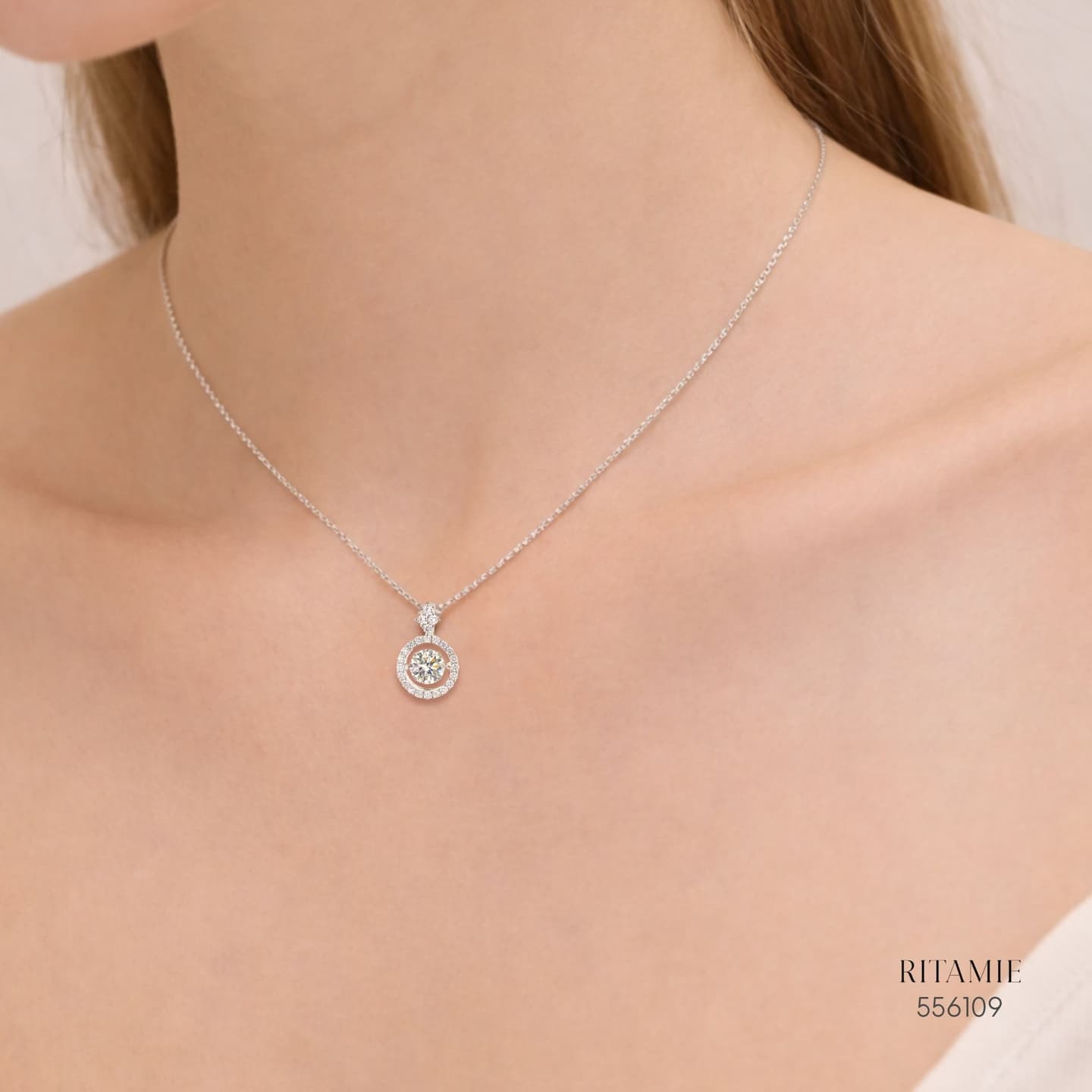 The Luminous Galaxy Silver Moissanite Necklace 556109