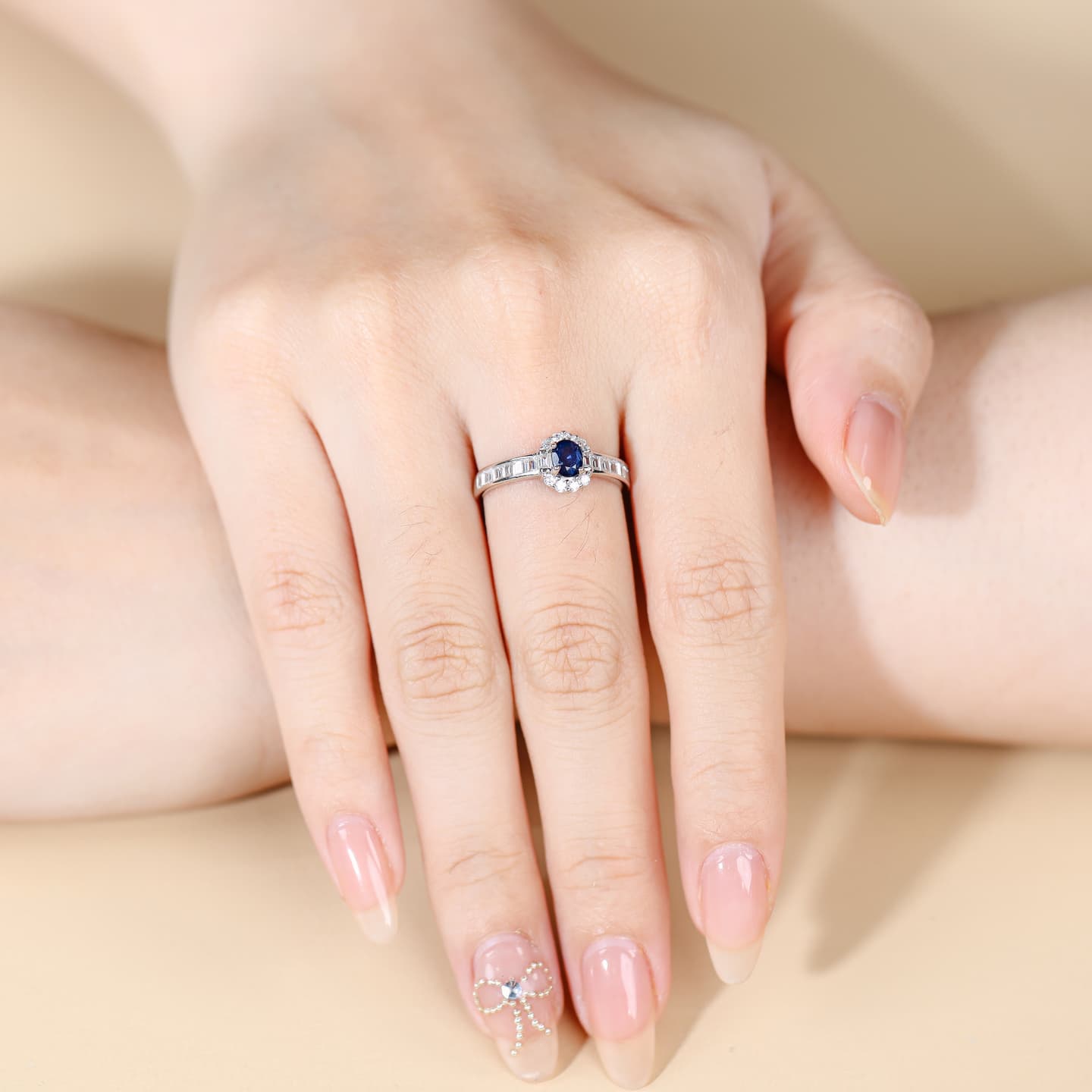 BYO 18K Gold Solitaire Setting